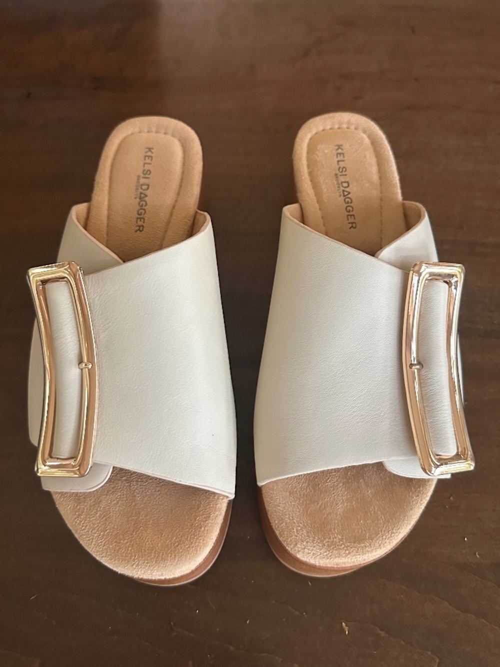 Kelsi Dagger Brooklyn Platform Sandal Shell Leather Oversized Gold Buckle Sz 7.5